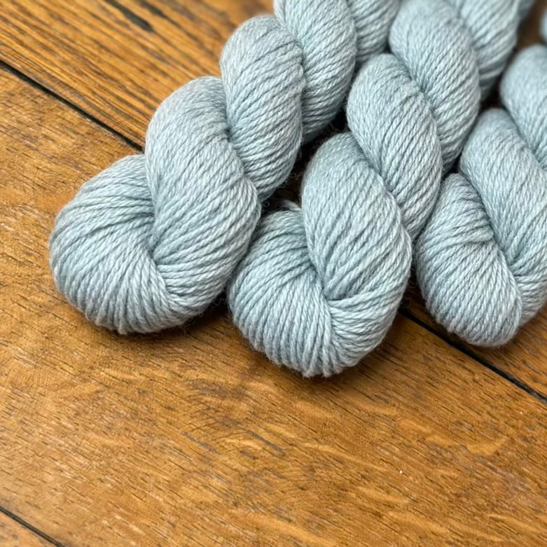 Wee County Yarns Kinross 4ply