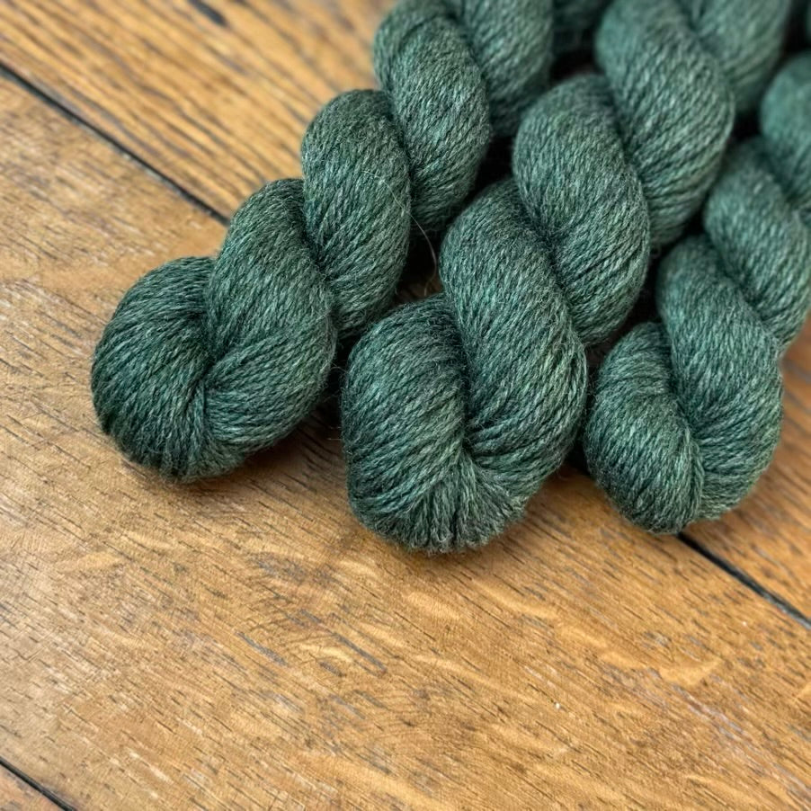 Wee County Yarns Kinross 4ply