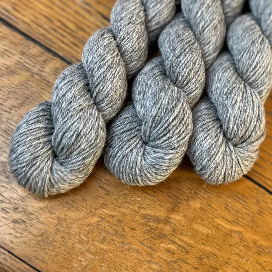Wee County Yarns Kinross 4ply