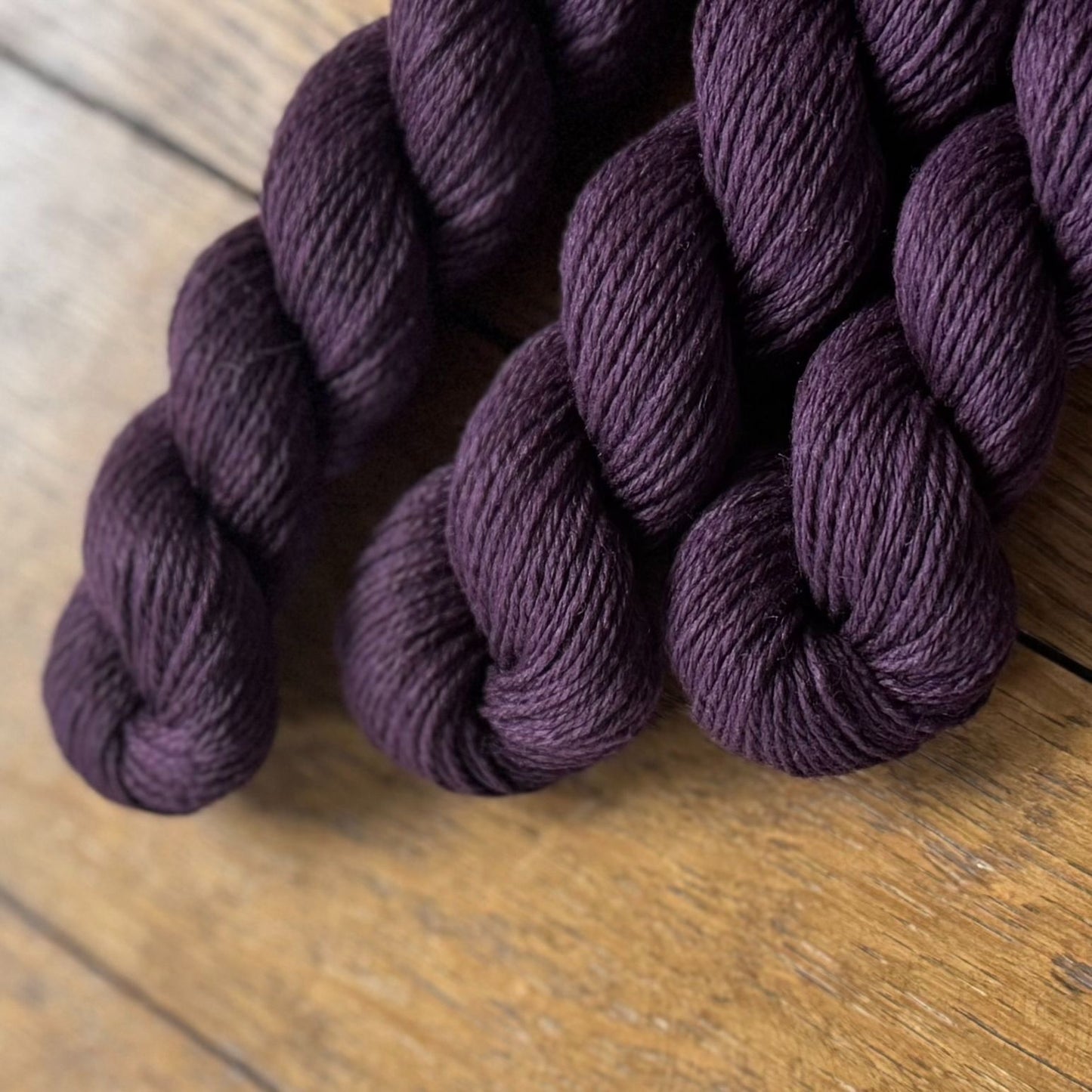 Wee County Yarns Kinross 4ply