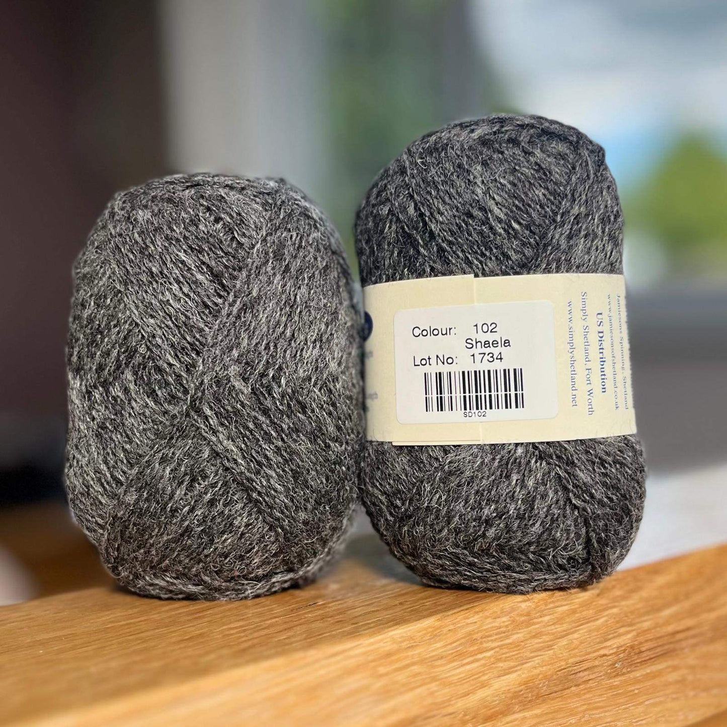 25g balls of Spindrift shaela