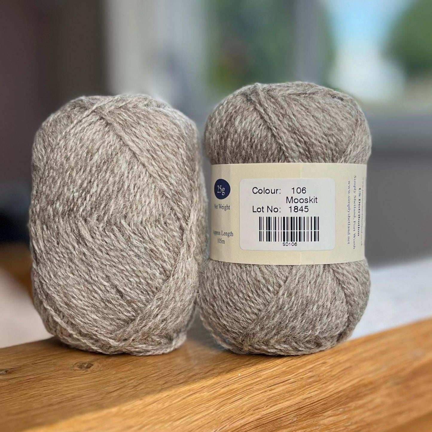 25g balls of Spindrift mooskit