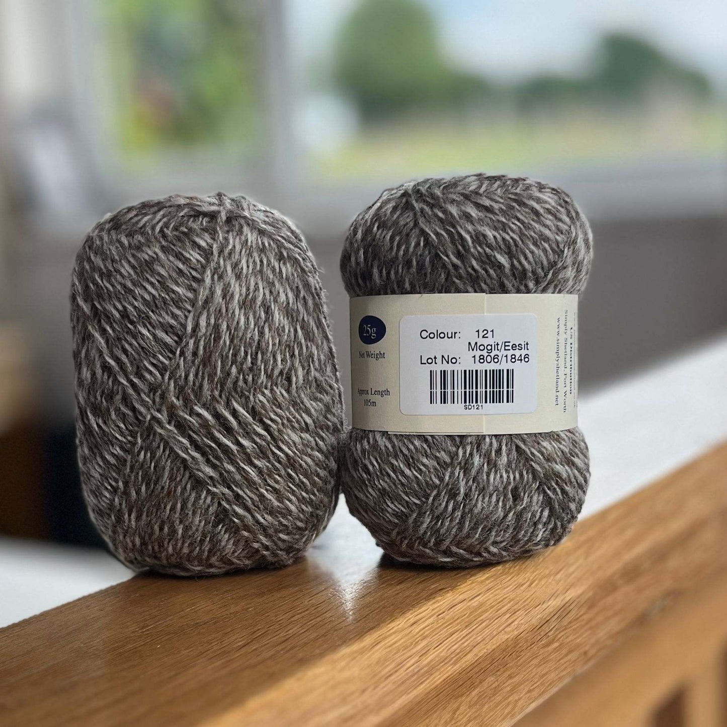 25g balls of Spindrift mofit and eesit