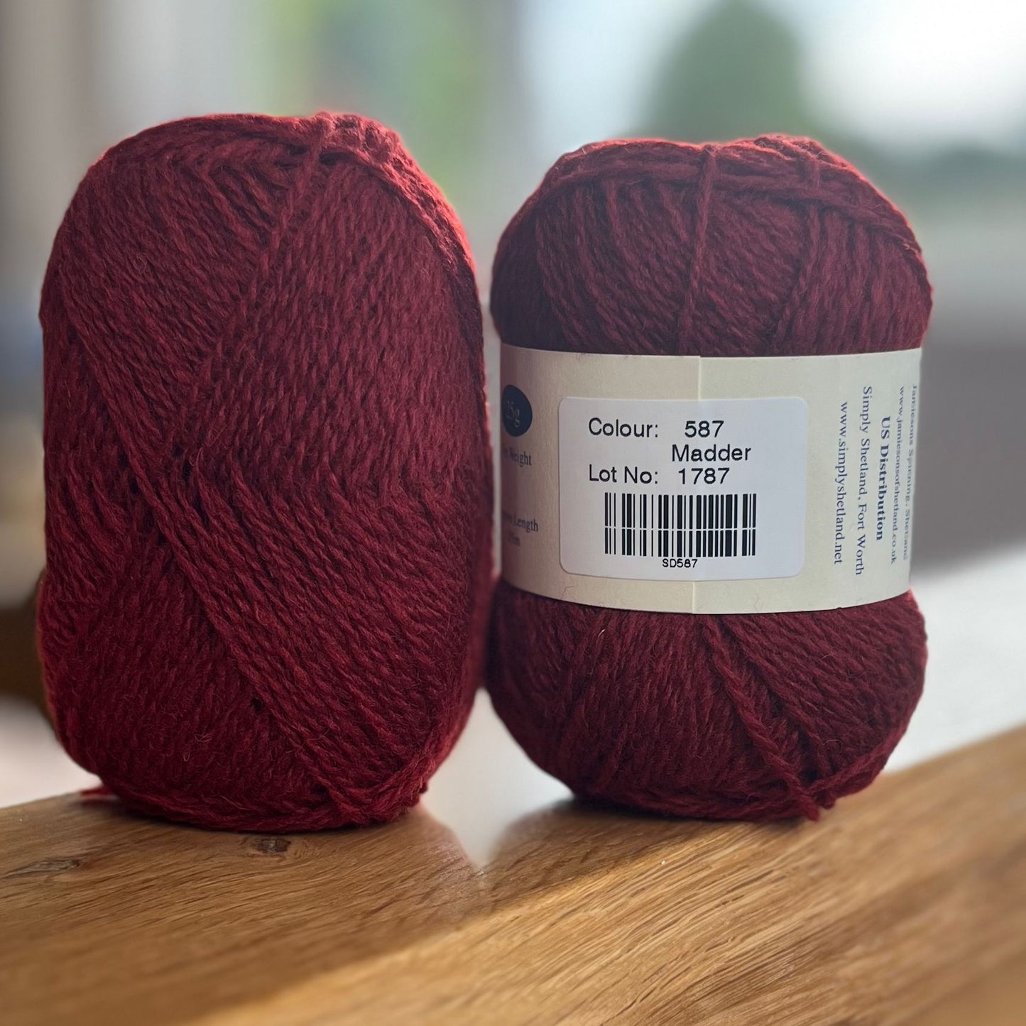 Jamieson's of Shetland Spindrift Pinks and Reds