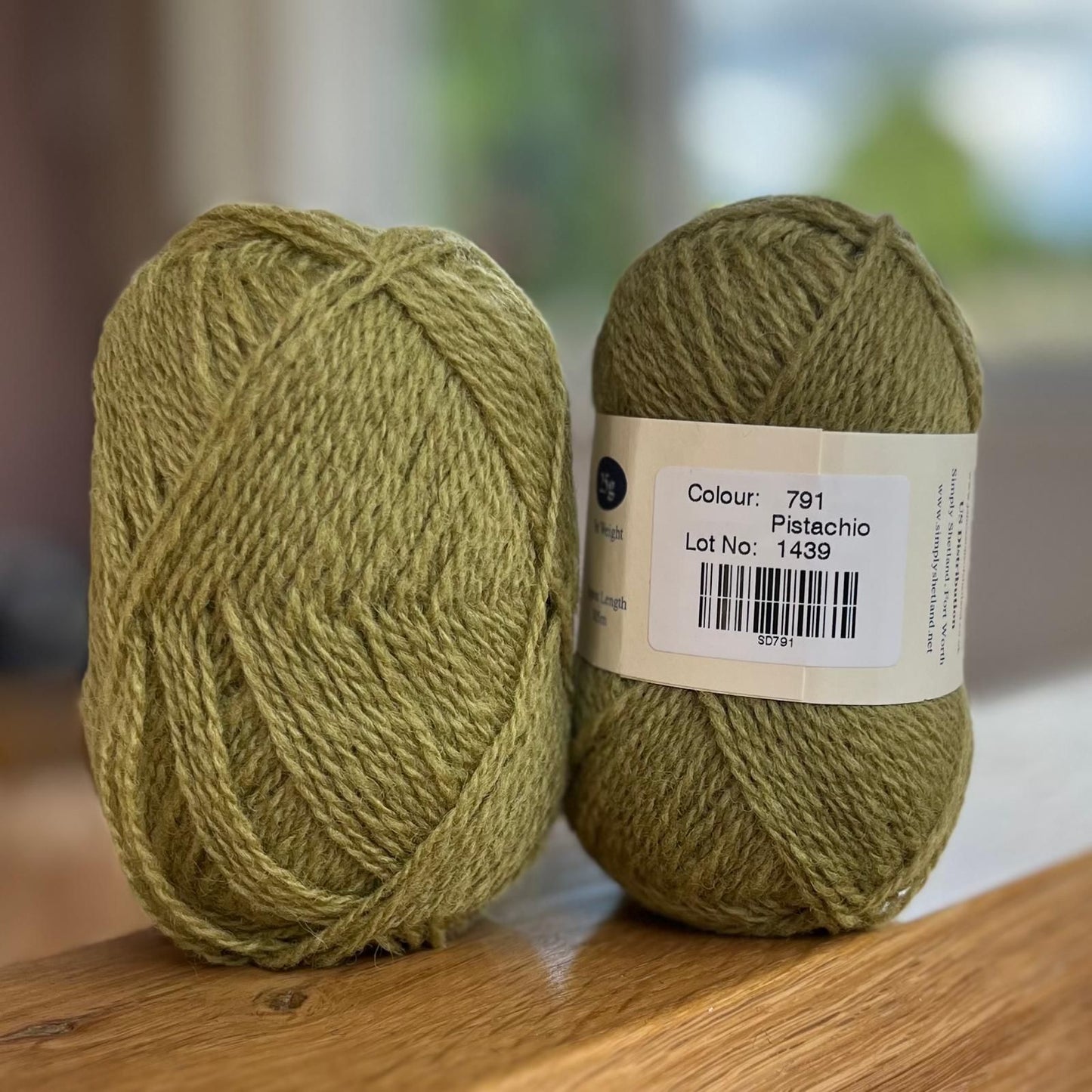 Jamieson's of Shetland Spindrift Blues