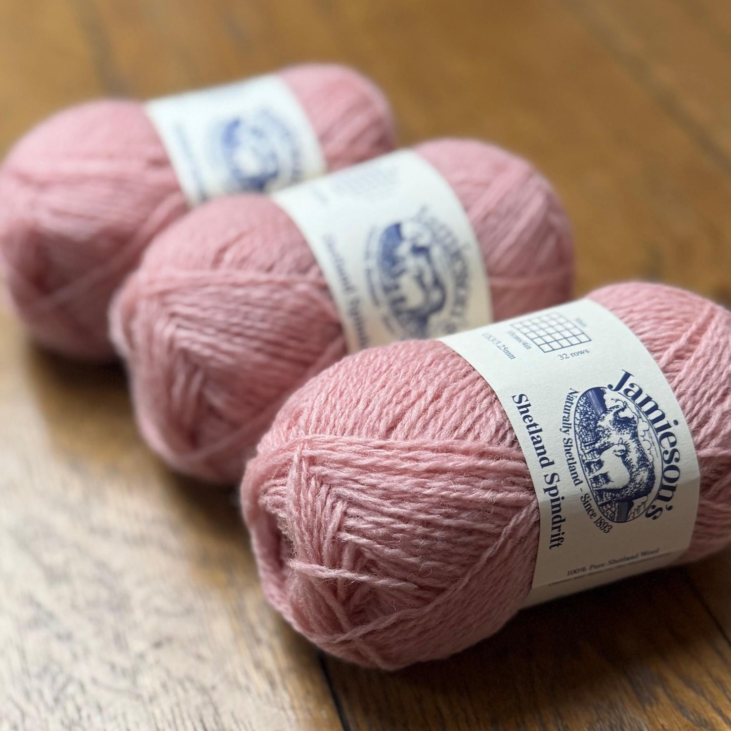 Jamieson's of Shetland Spindrift Pinks and Reds