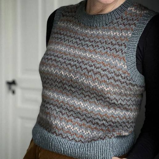 Emilie Vest by Camilla Vad