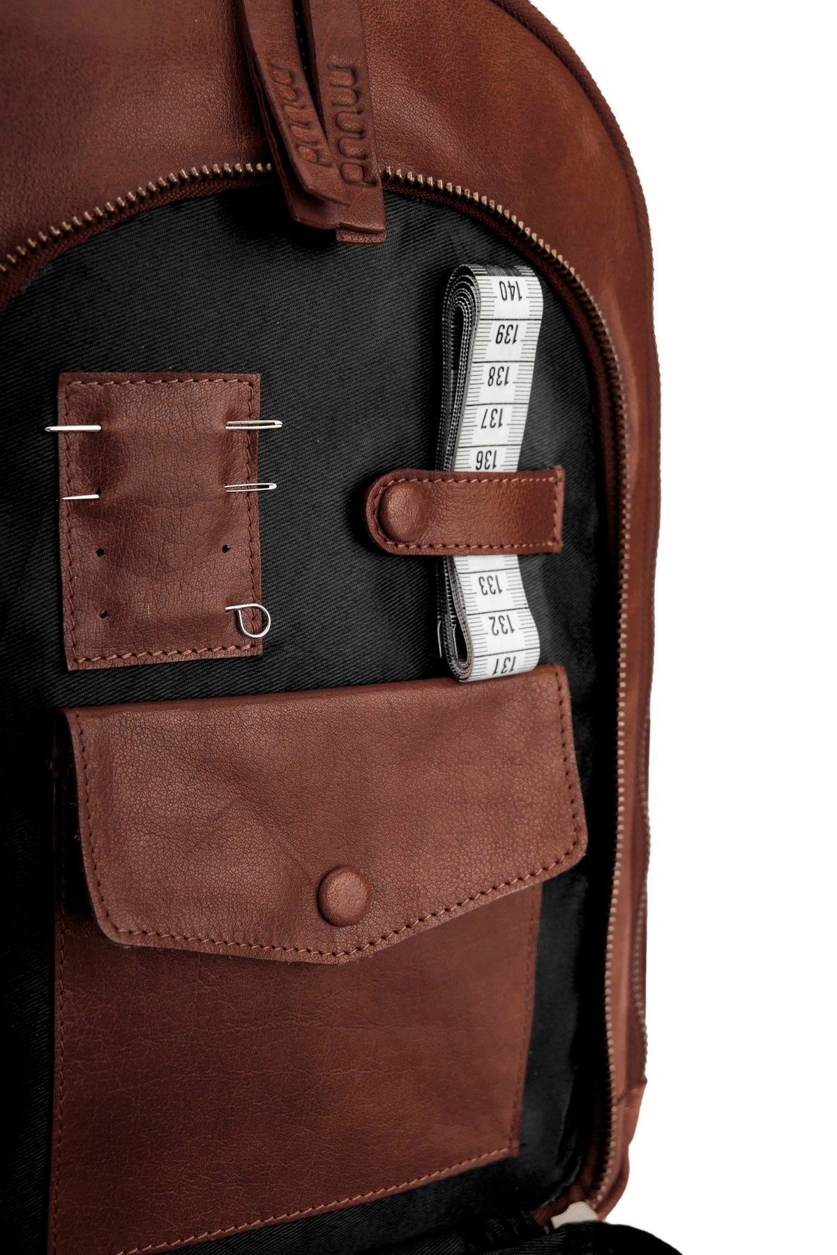 Muud Gwen Sling Bag