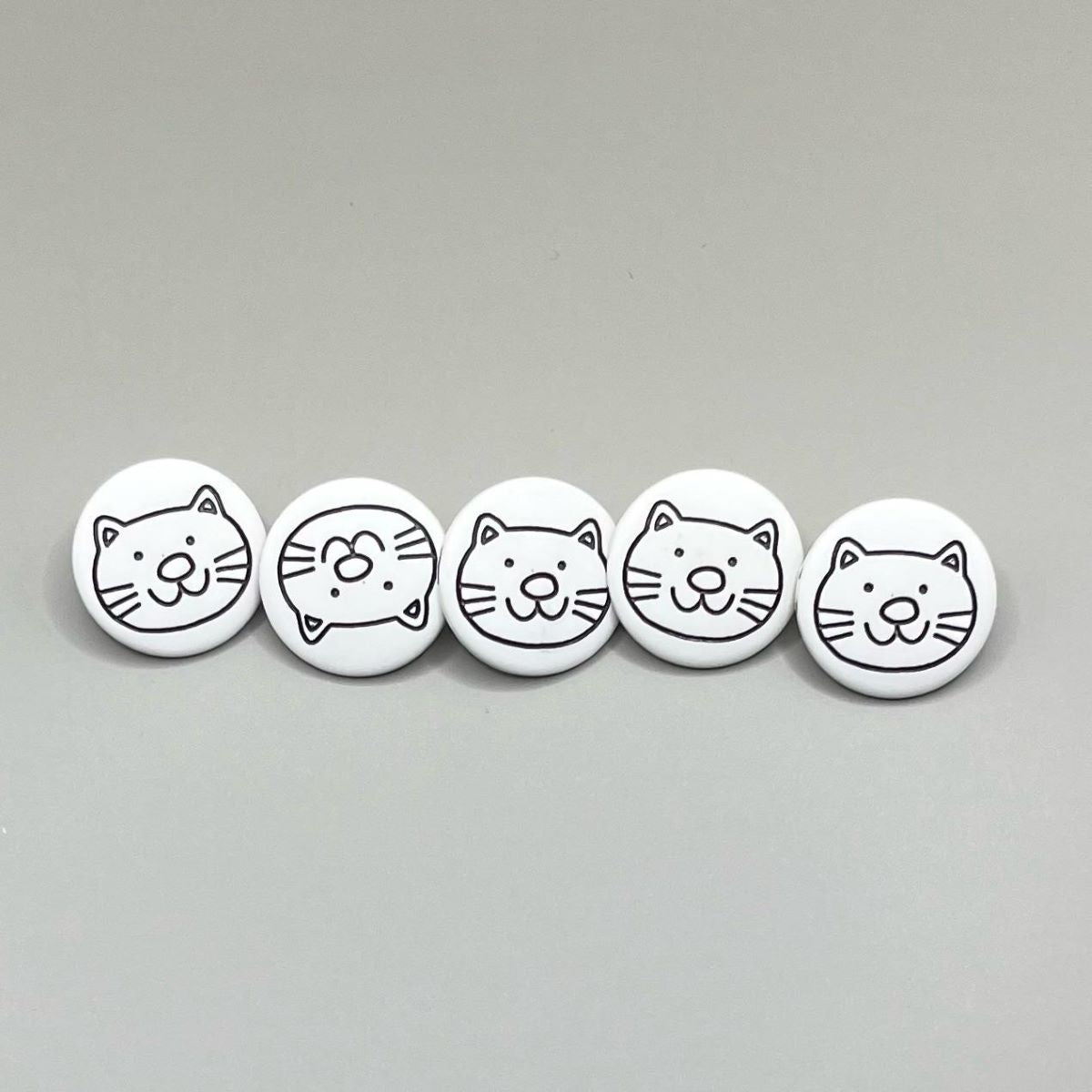15mm — White With Black Cat Face