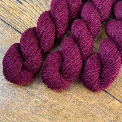 Wee County Yarns Kinross 4ply