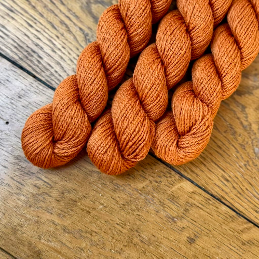 Wee County Yarns Kinross 4ply