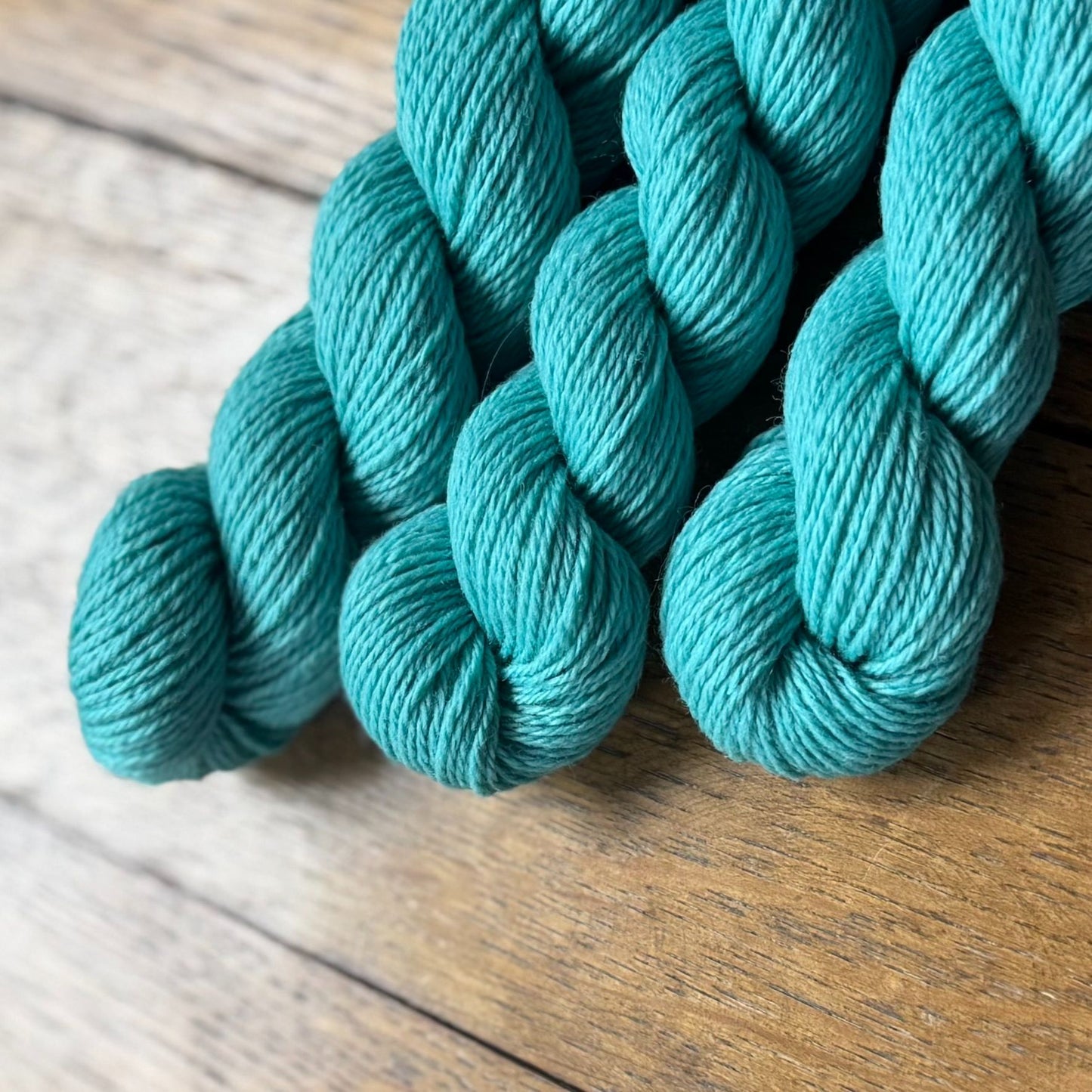 Wee County Yarns Kinross 4ply