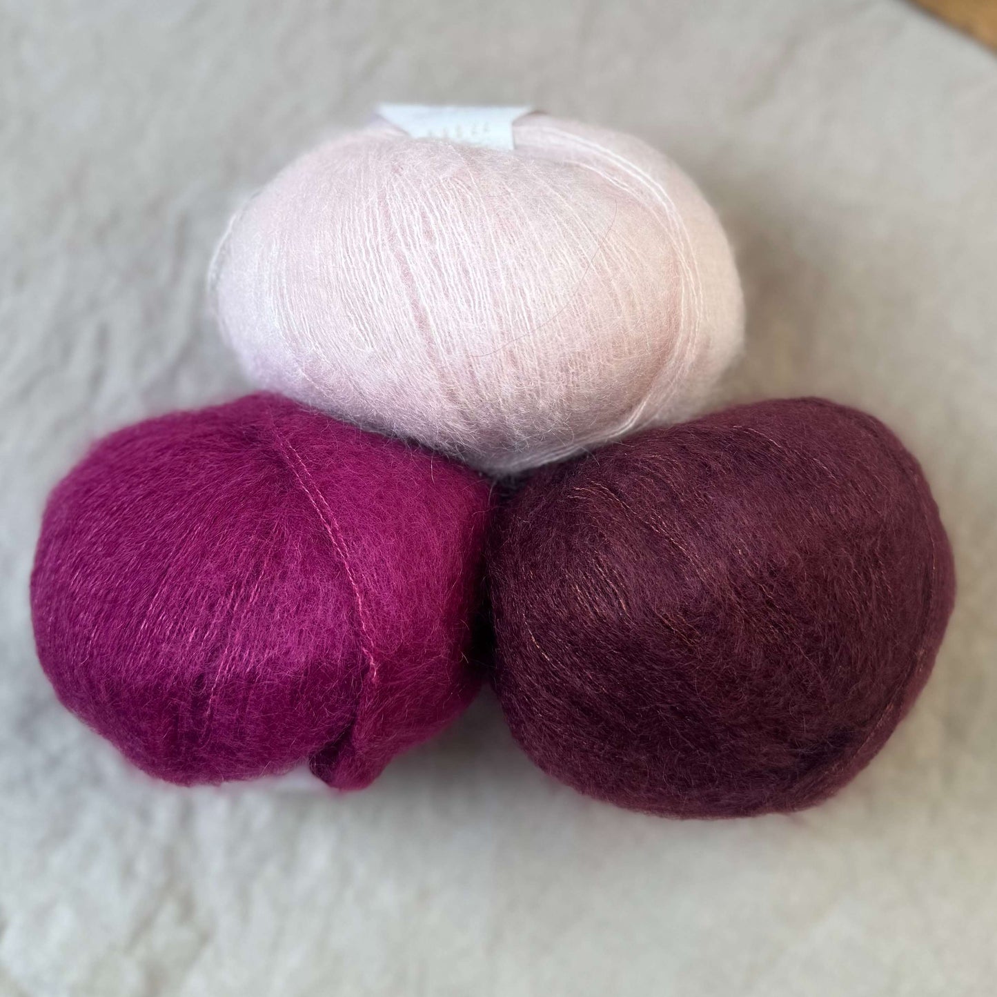 Llosa Shawl Knitting Kit