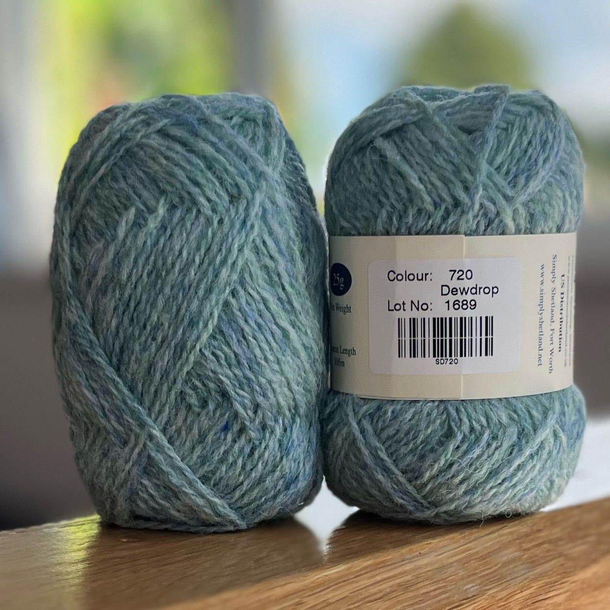25g balls of Spindrift dewdrop green
