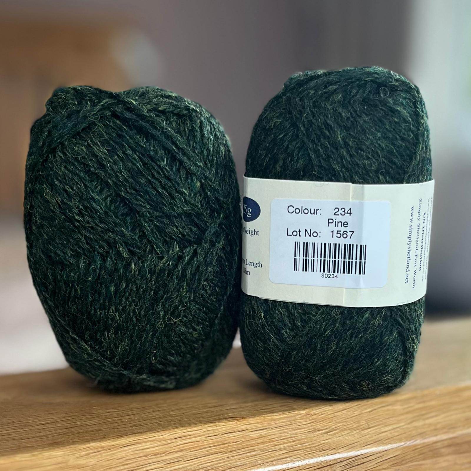 25g balls of Spindrift green pine