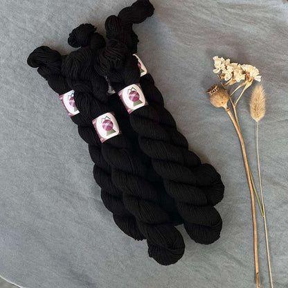 Wee County Yarns Kinross 4ply Mini Skeins