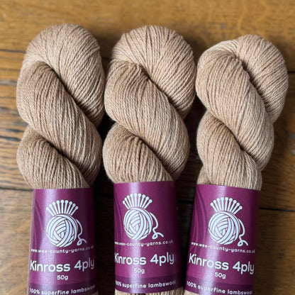 Wee County Yarns Kinross 4ply